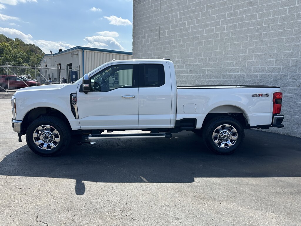 Used 2024 Ford F-250 Lariat Truck Super Cab