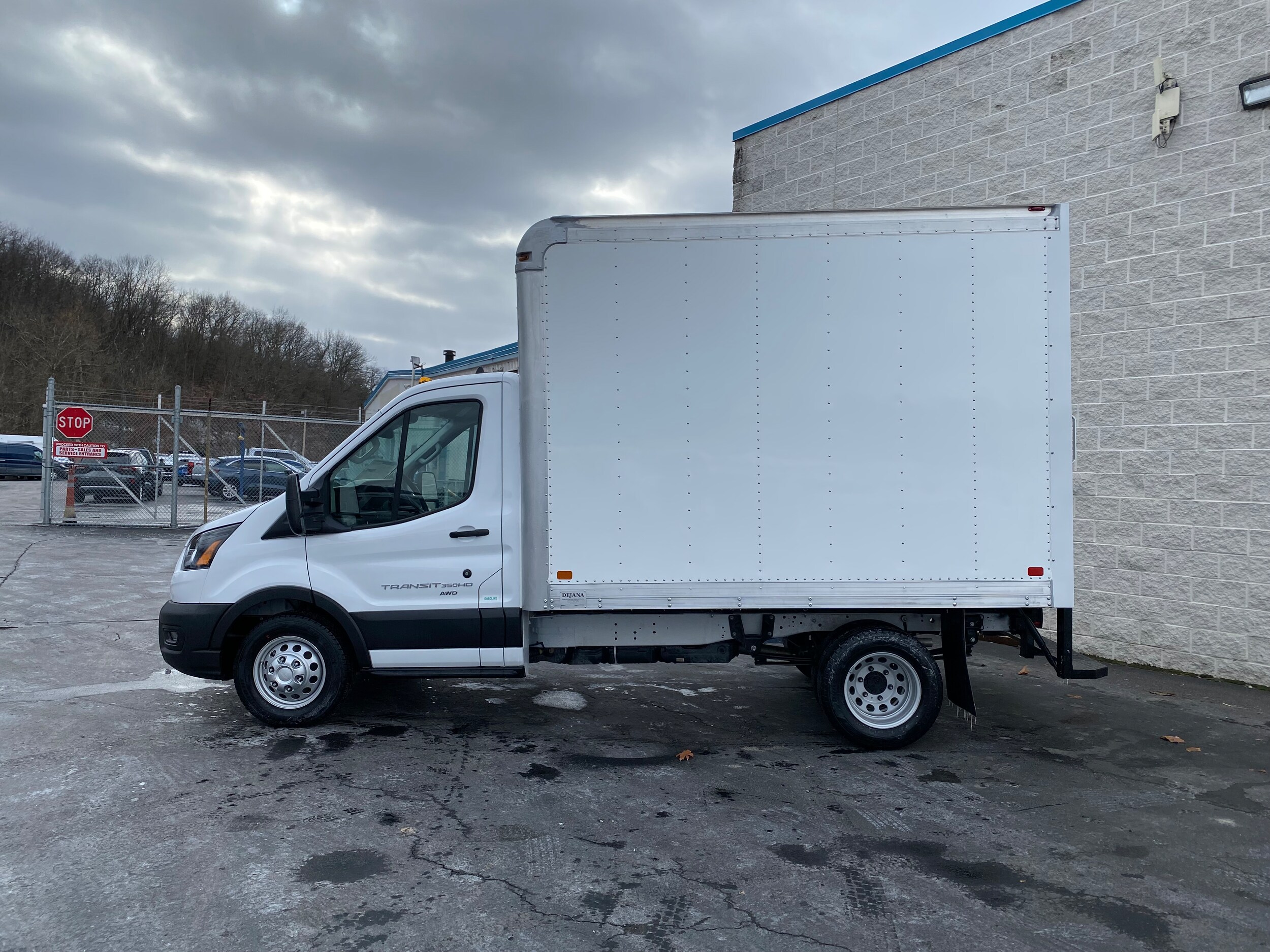 2024 Ford Transit Van photo 3