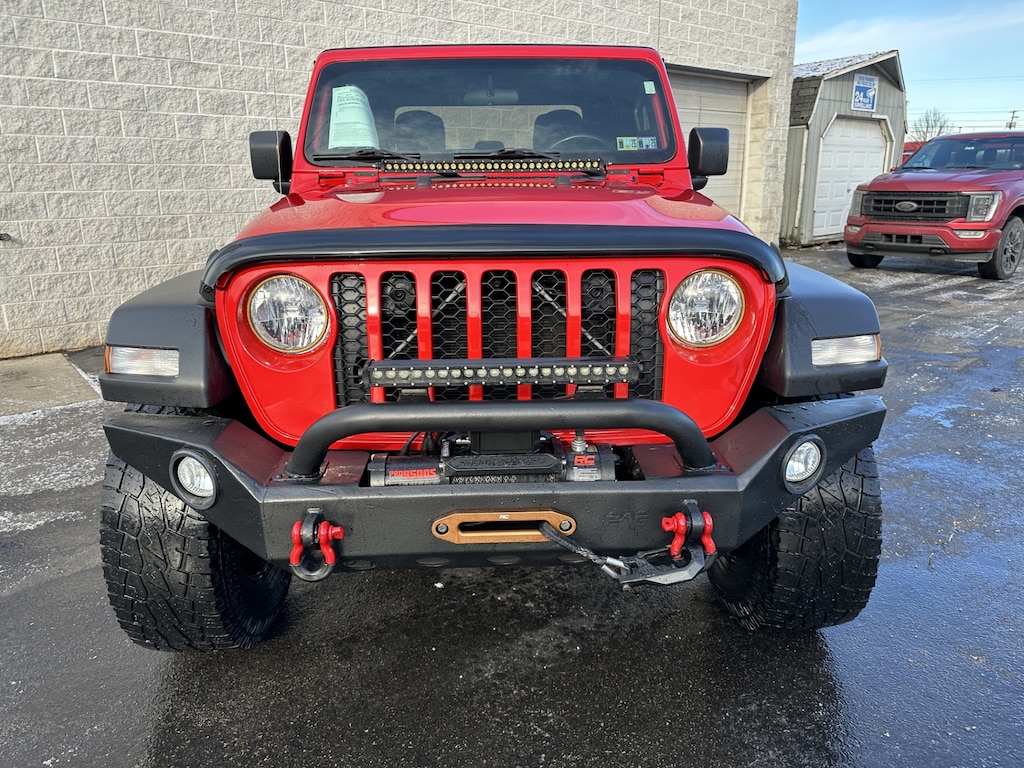 Used 2020 Jeep Gladiator Sport Truck Crew Cab