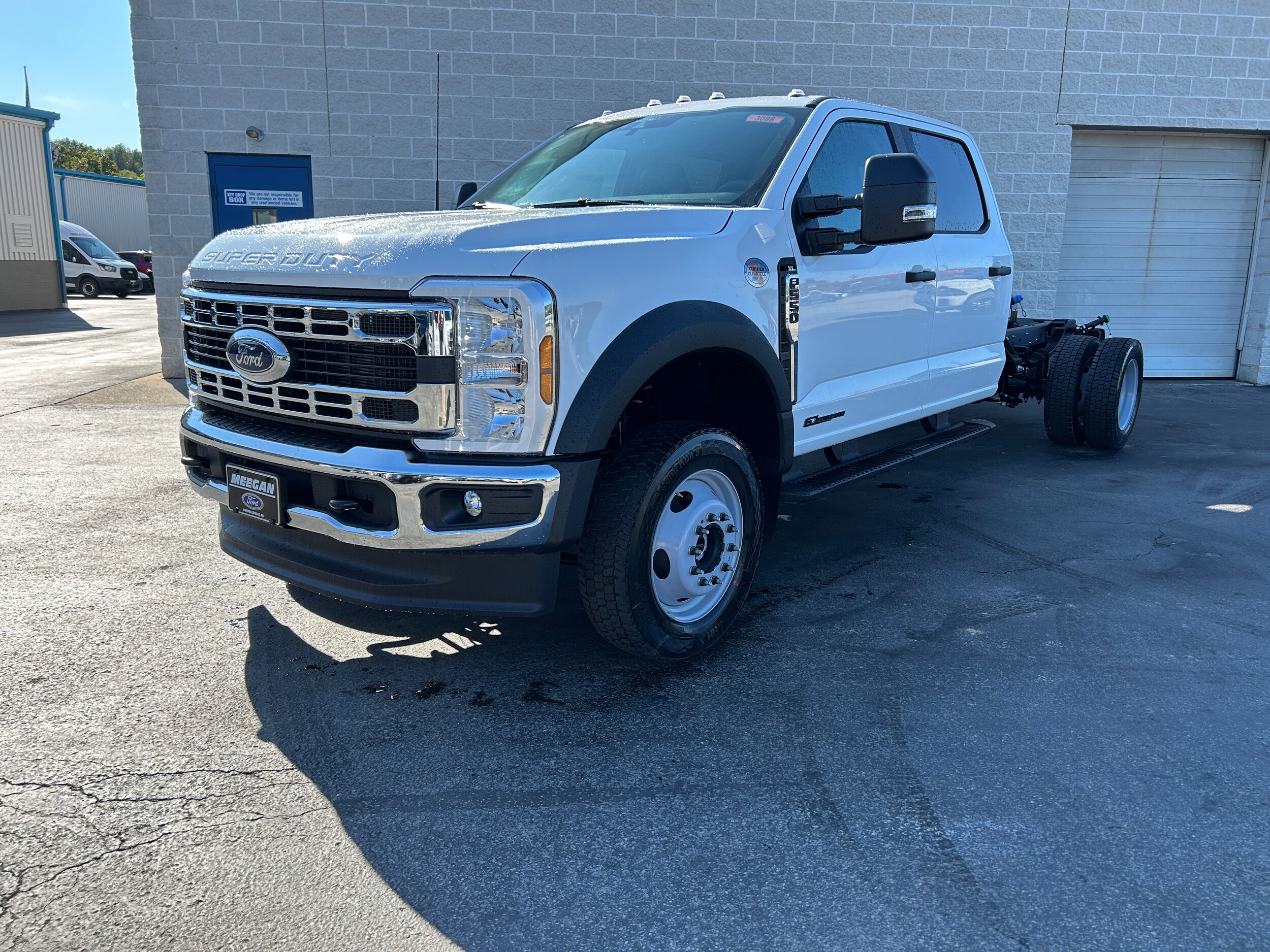 2026 Ford F-550 XL photo 2