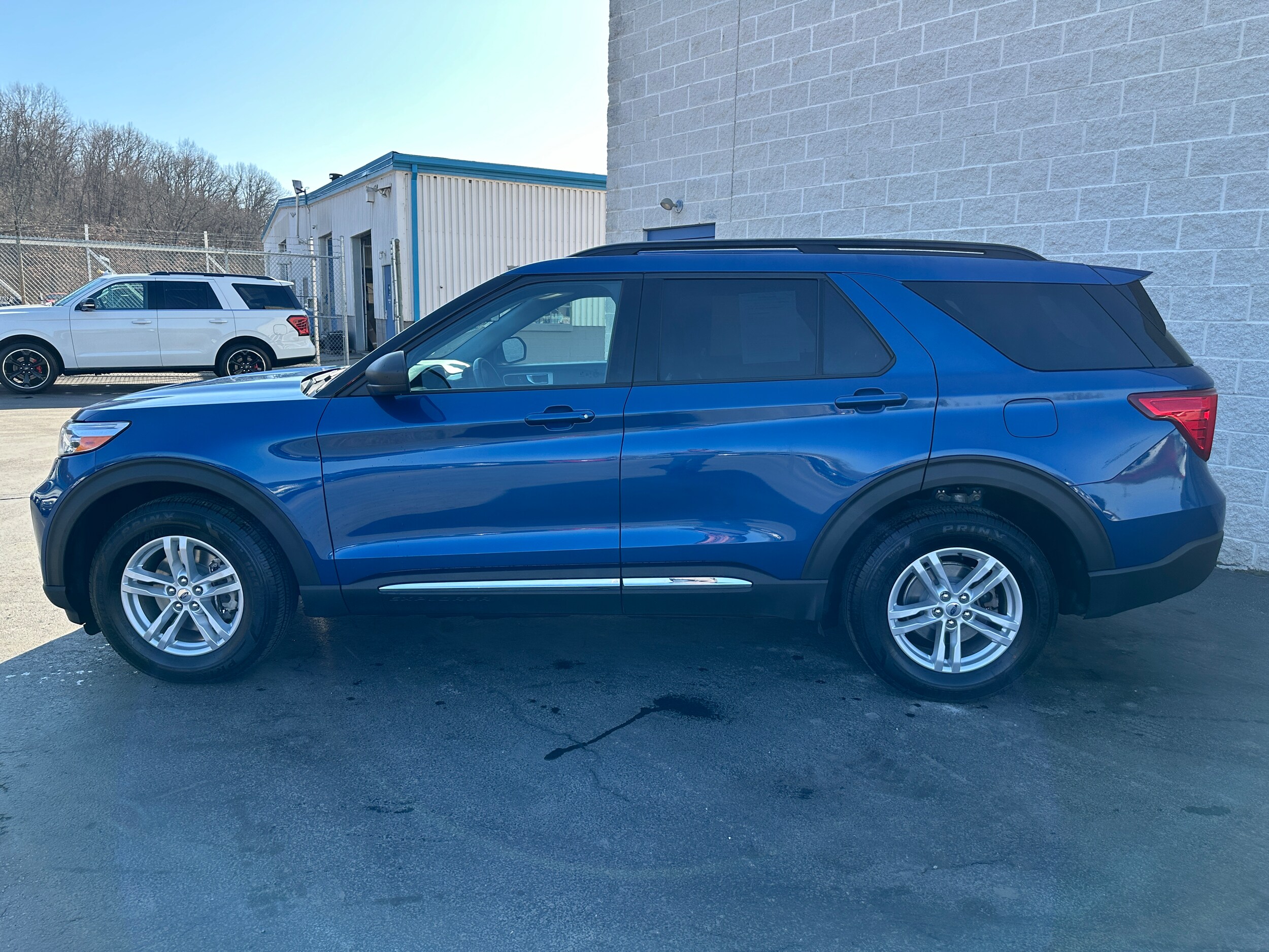 2021 Ford Explorer XLT photo 4