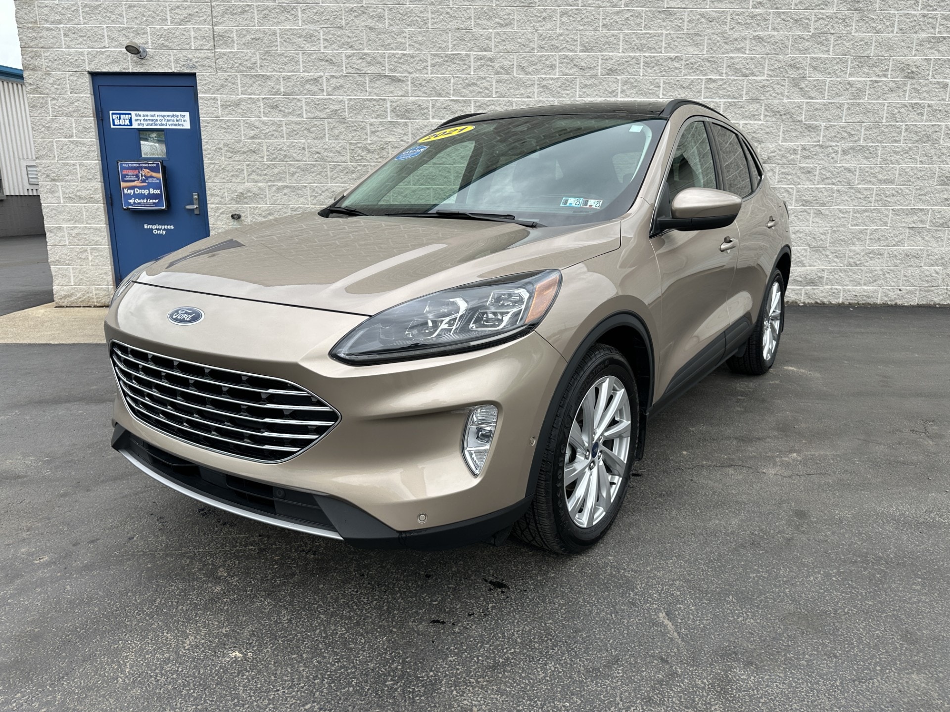 2021 Ford Escape Titanium Hybrid