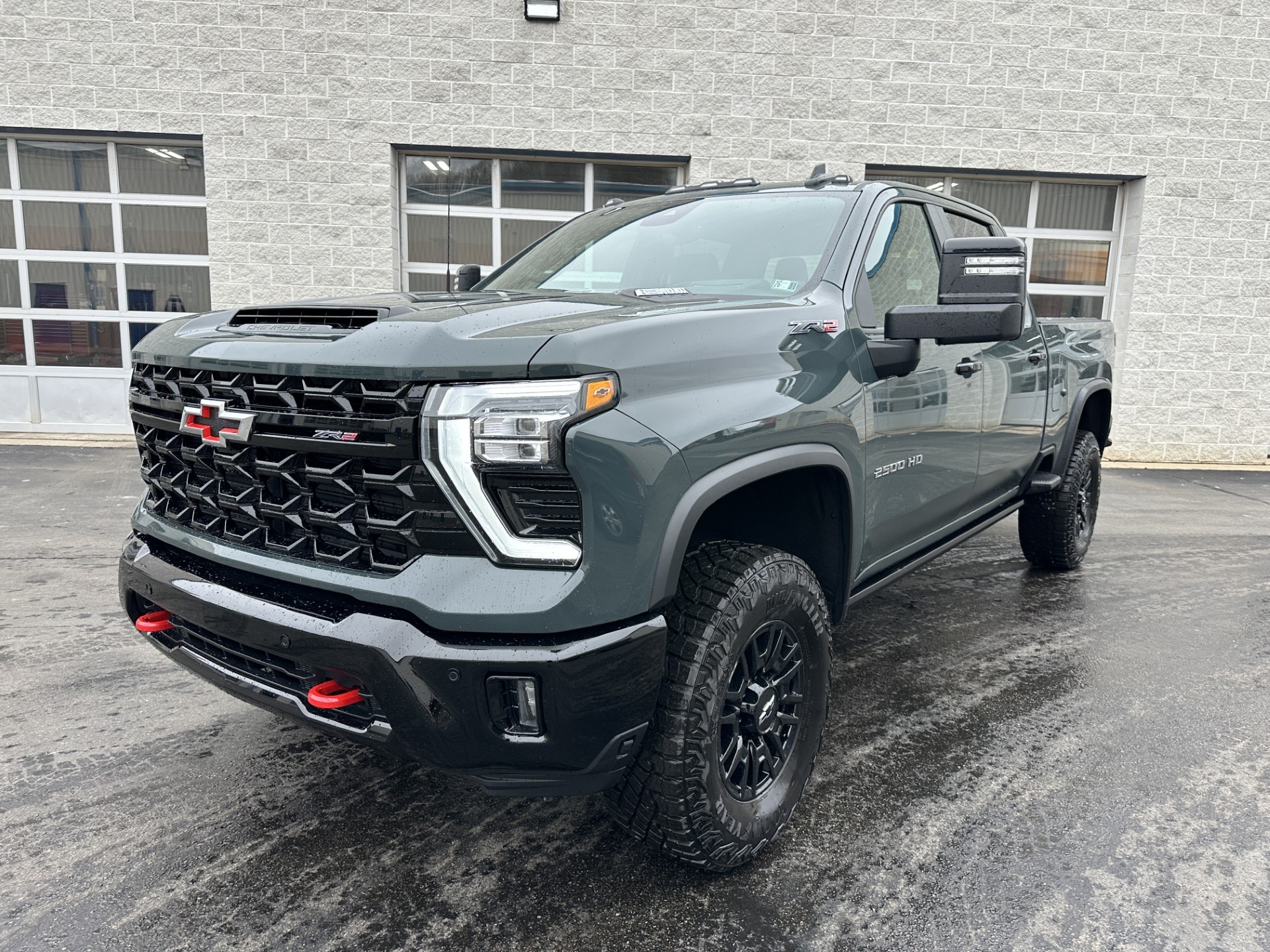 2026 Chevrolet Silverado 2500HD ZR2's photo