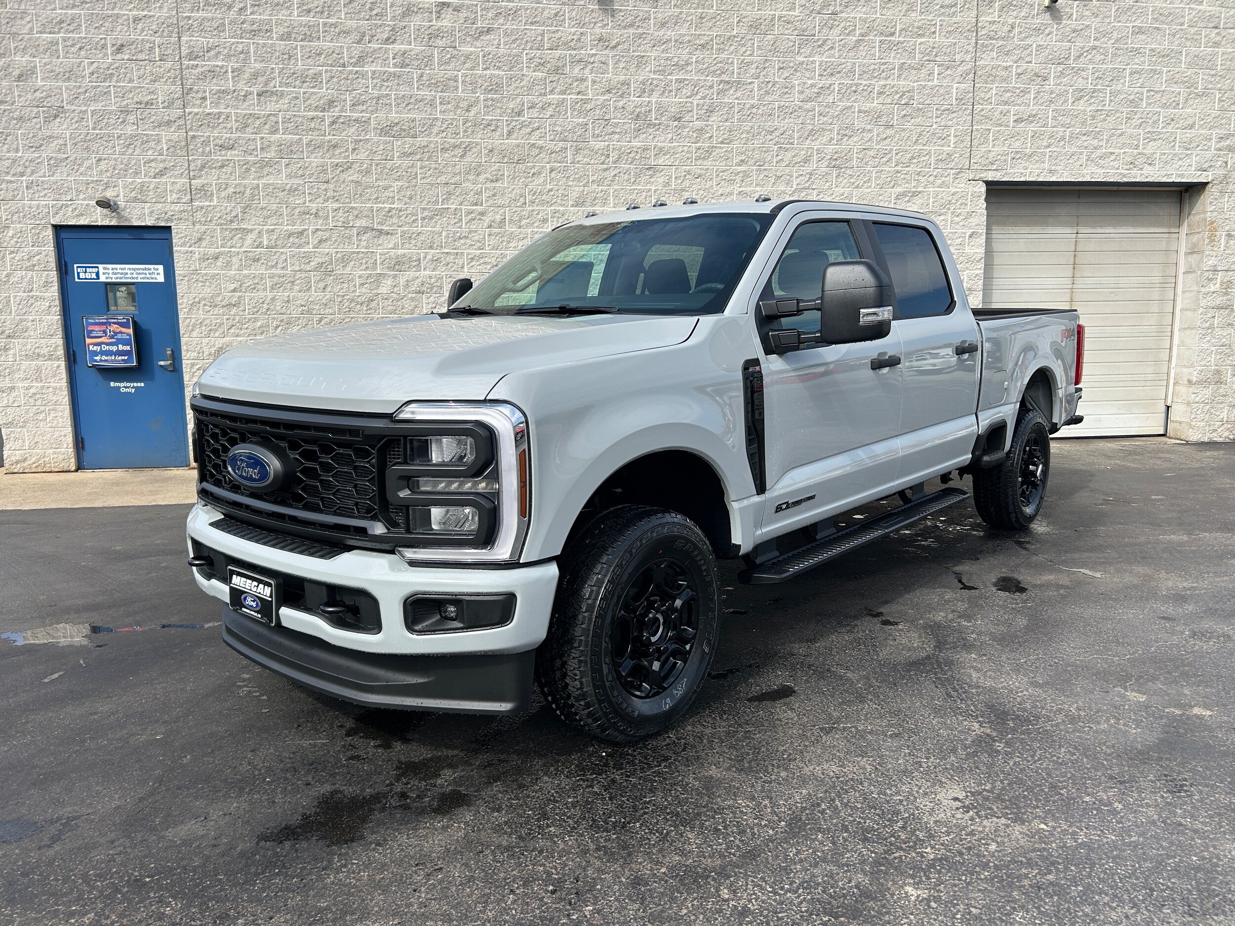 2026 Ford F-250 XL photo 3
