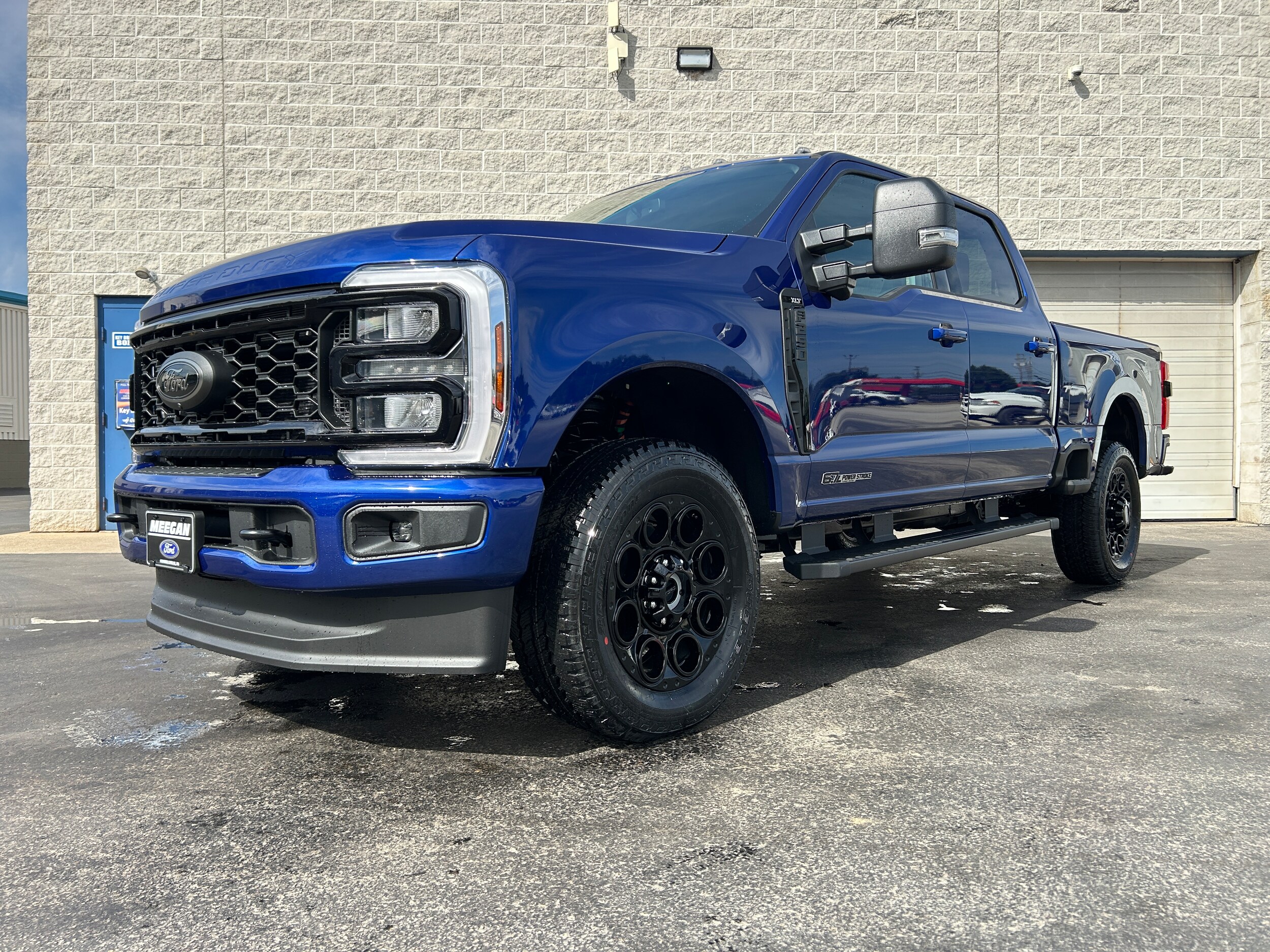 2026 Ford F-250 XLT photo 2