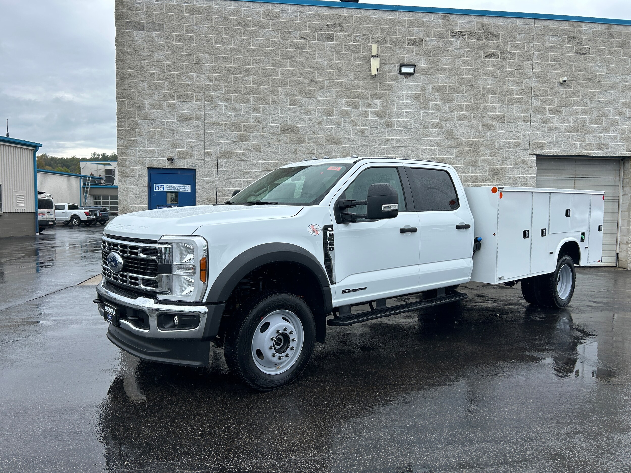 2026 Ford F-550 XL photo 3