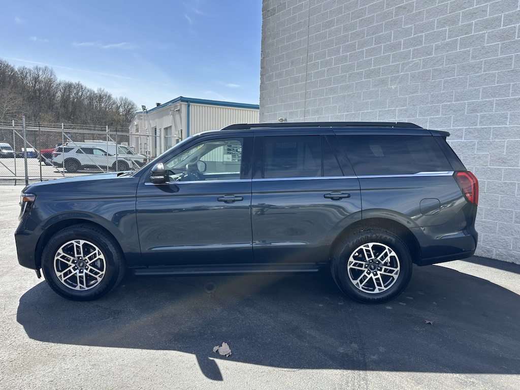 Certified 2025 Ford Expedition Active SUV