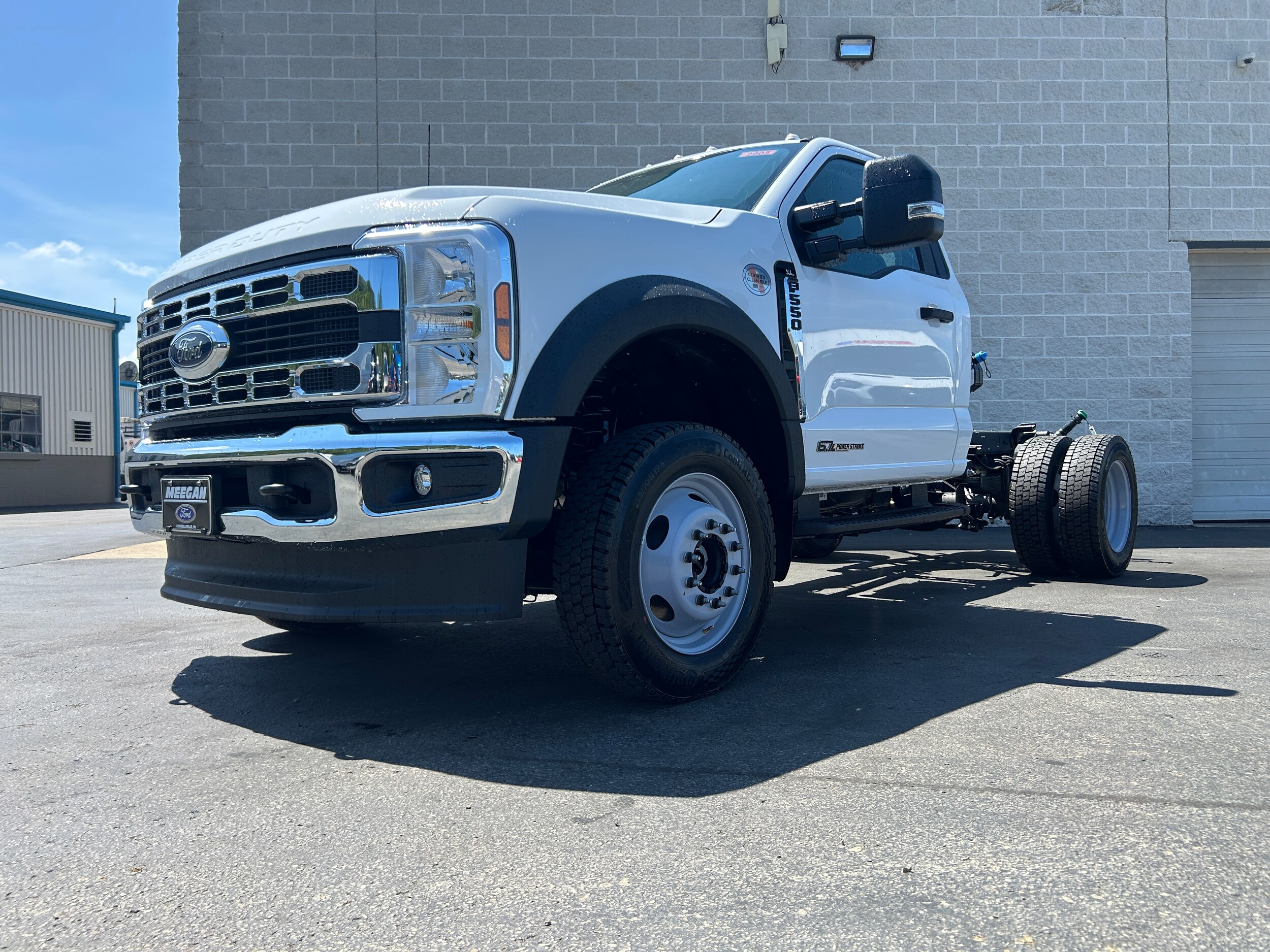2025 Ford F-550 XL photo 4