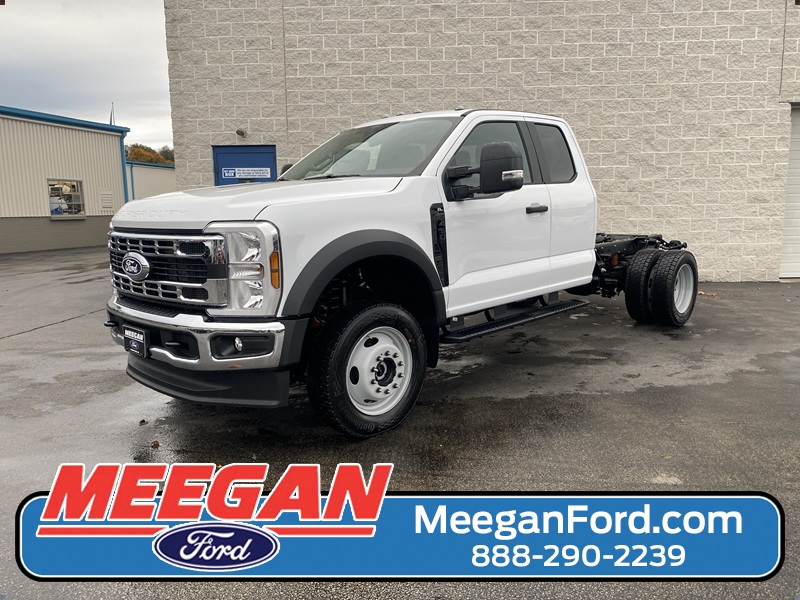 2027 Ford F-450 Super Duty Chassis Cab