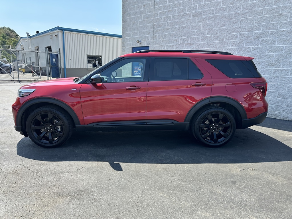 Certified 2023 Ford Explorer ST-Line SUV