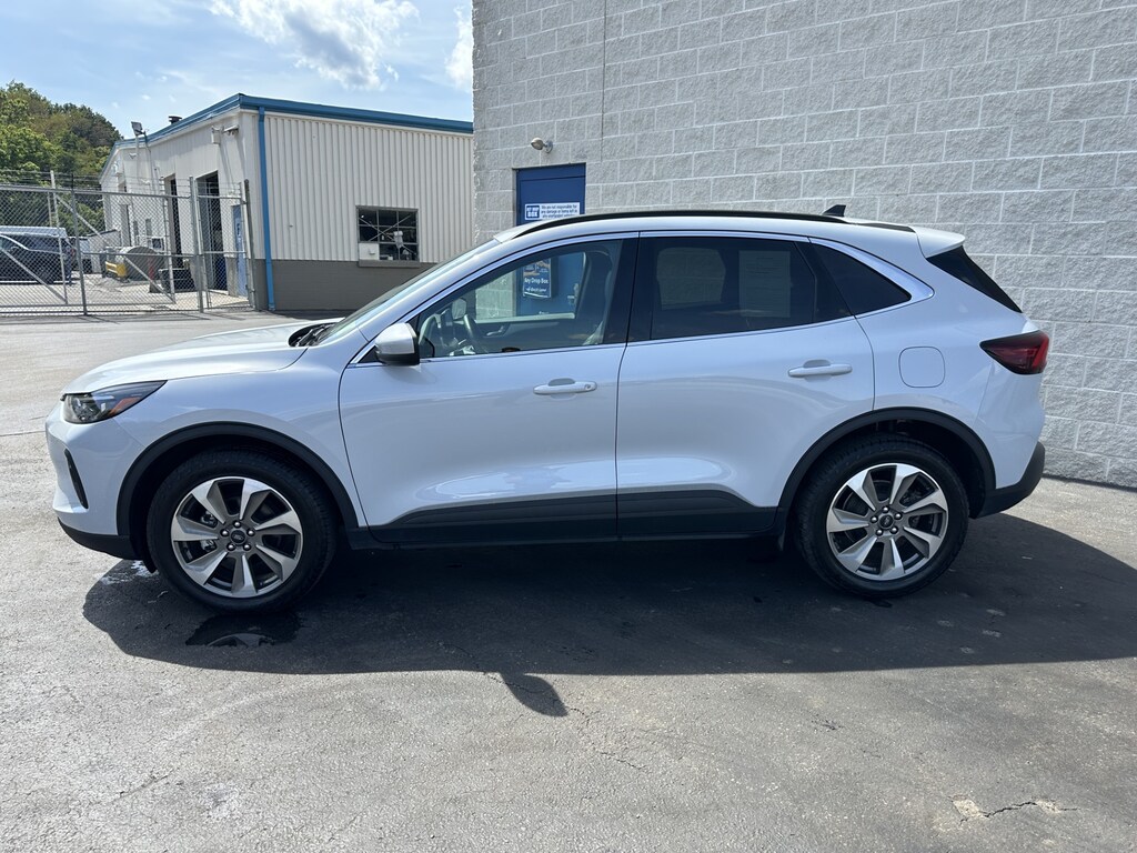Certified 2025 Ford Escape Platinum SUV