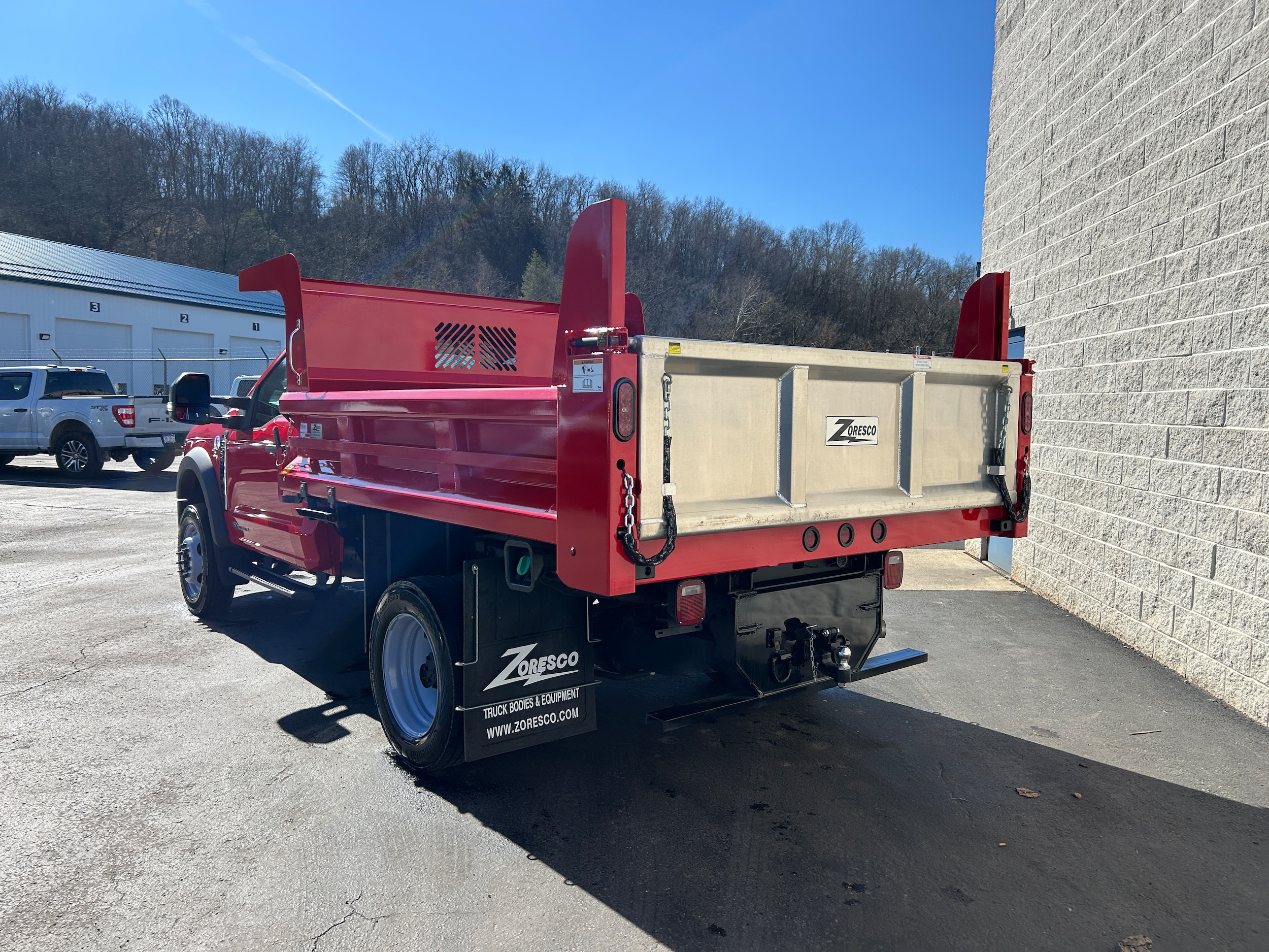 2025 Ford F-550 Super Duty Chassis Cab XL - Photo 9