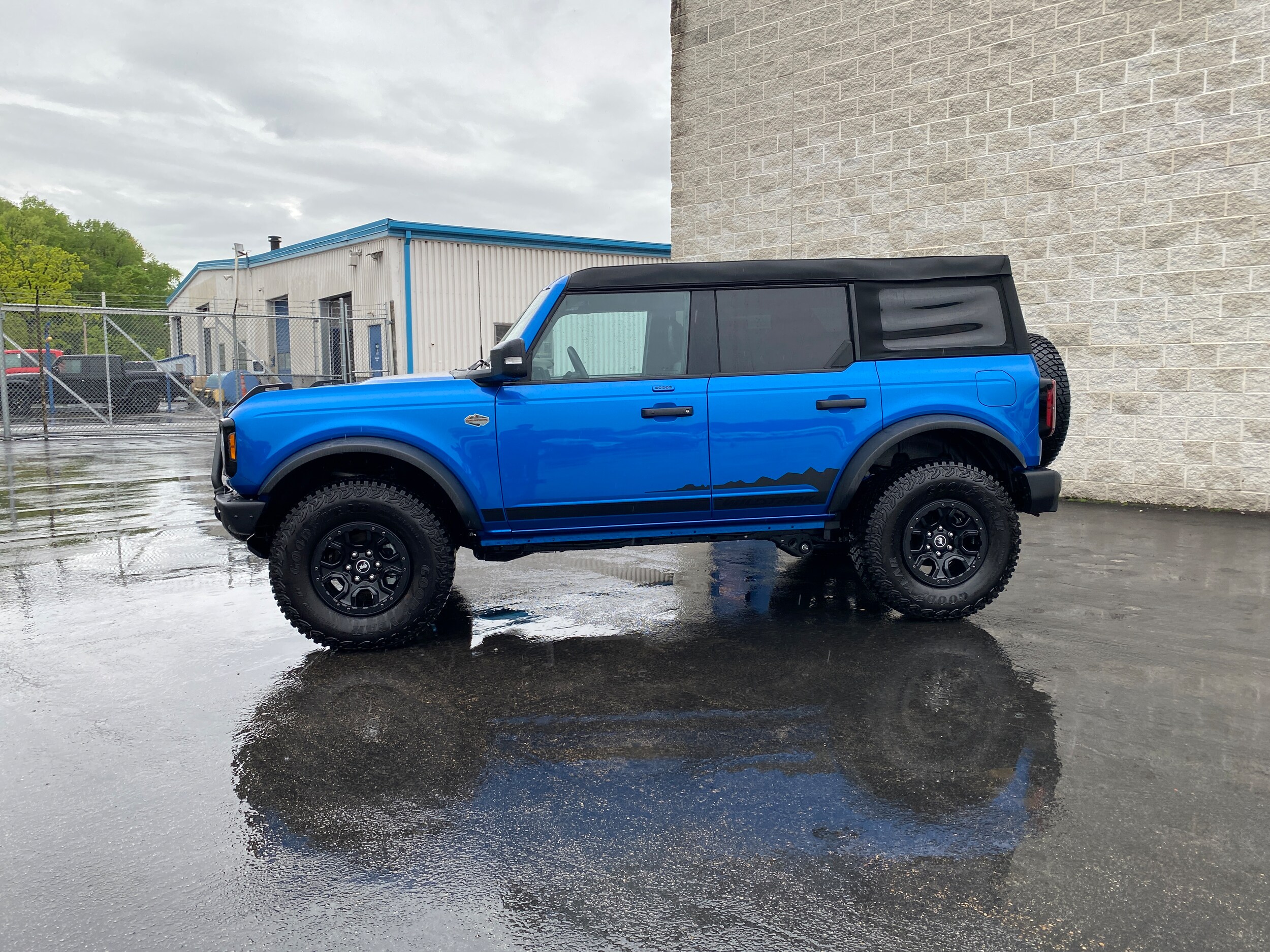 2023 Ford Bronco Wildtrak photo 4