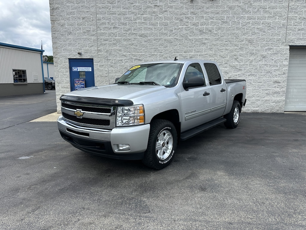 Used 2011 Chevrolet Silverado 1500 LT Truck Crew Cab