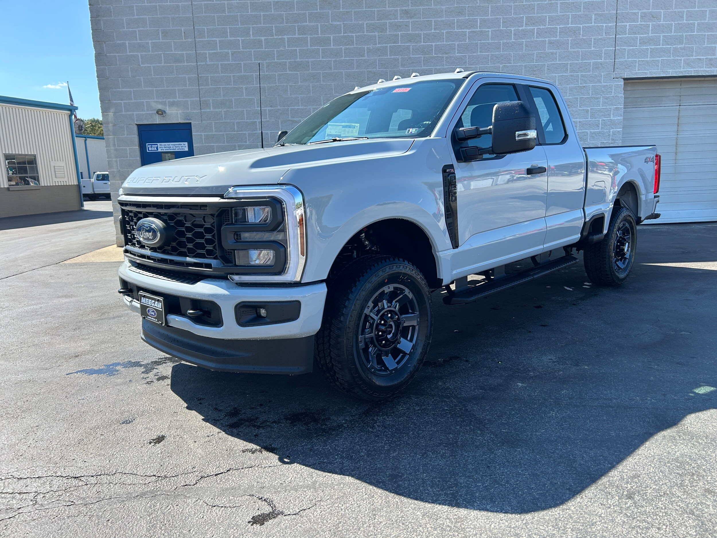 2026 Ford F-250 XL photo 2