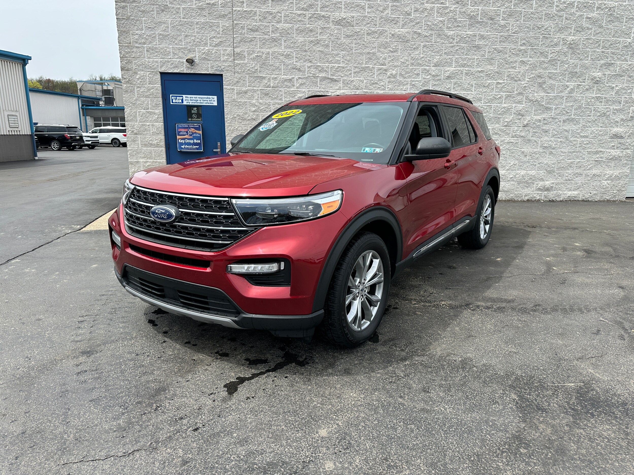 Certified 2022 Ford Explorer XLT with VIN 1FMSK8DH7NGA11430 for sale in Connellsville, PA