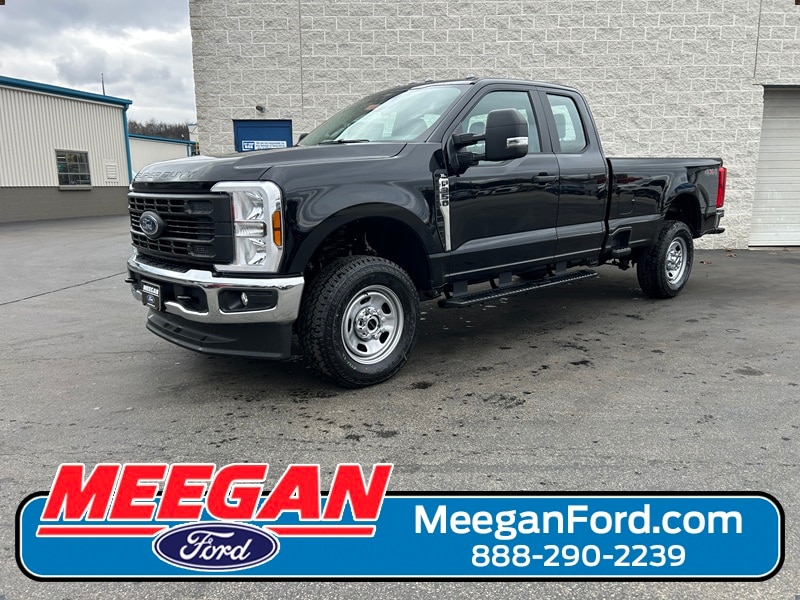 2026 Ford F-350 Super Duty XL's photo