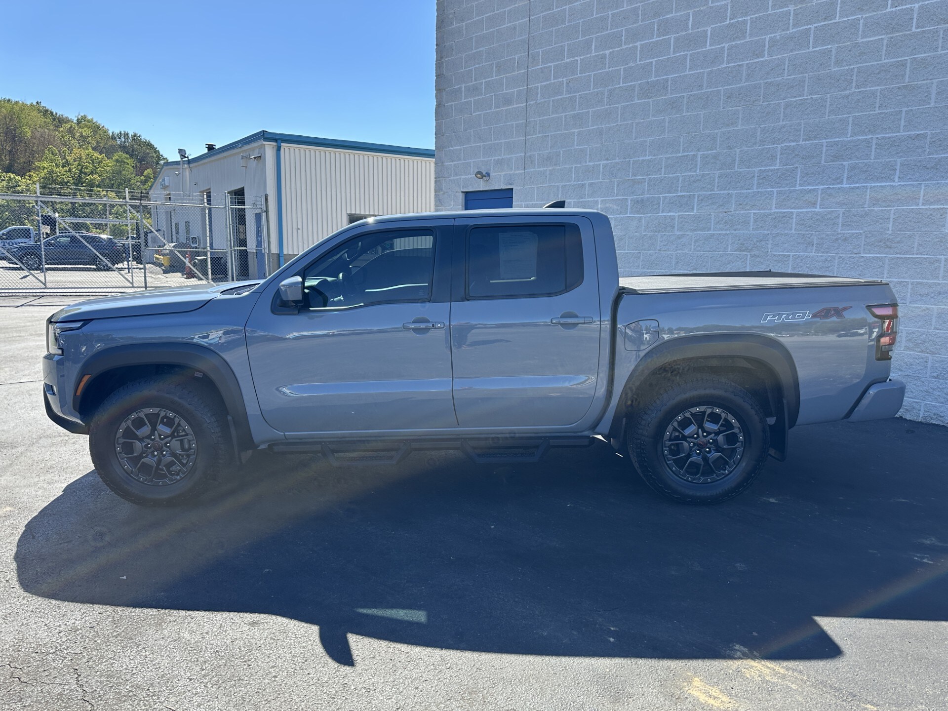 2024 Nissan Frontier PRO-4X photo 4