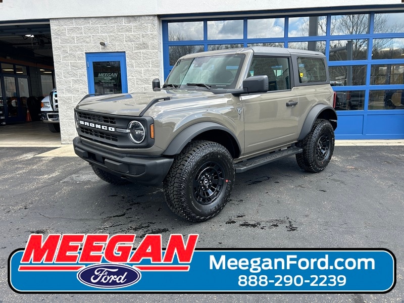 2026 Ford Bronco Base 4x4's photo