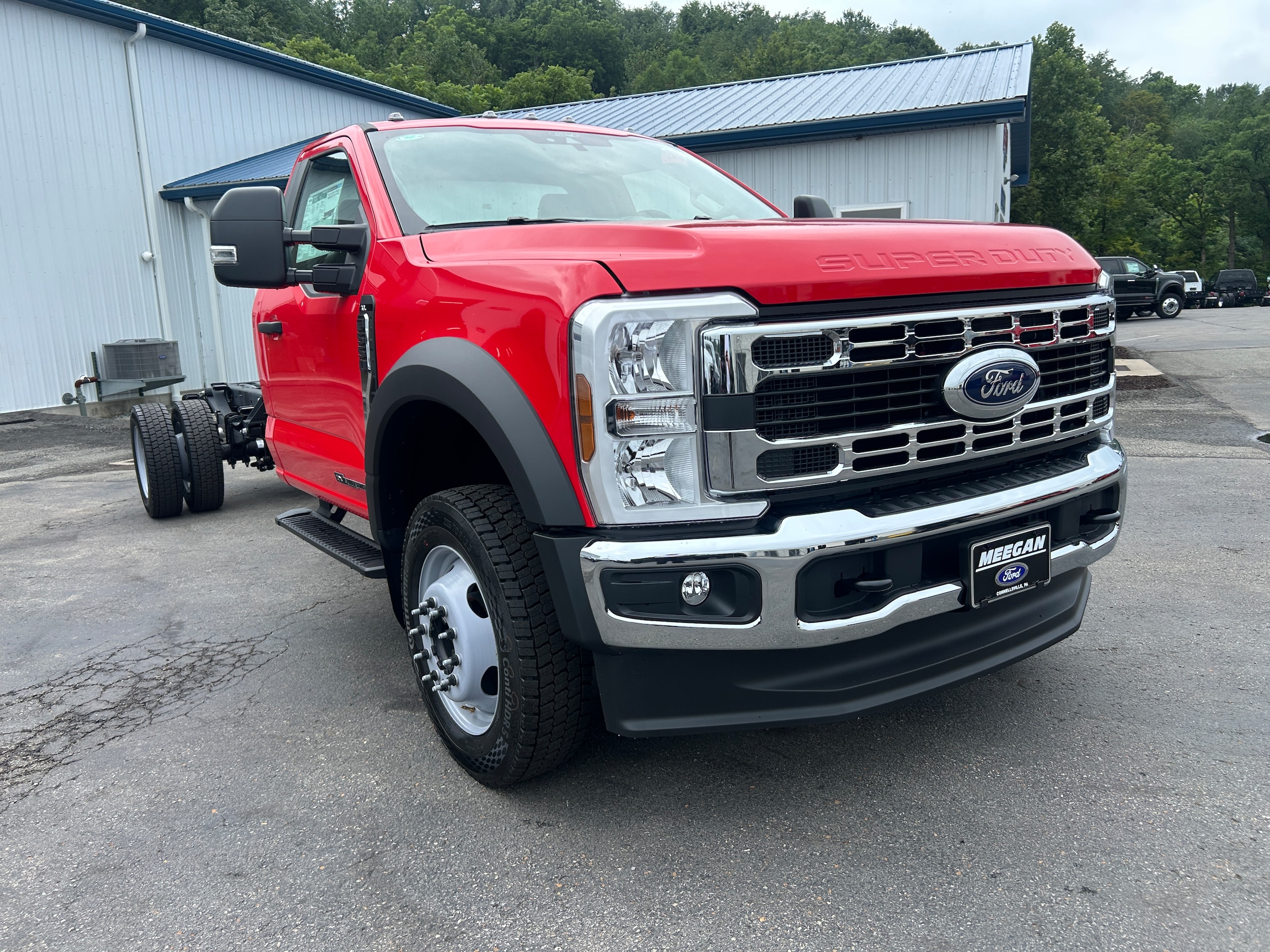 2025 Ford F-550 Super Duty Chassis Cab XL - Photo 17