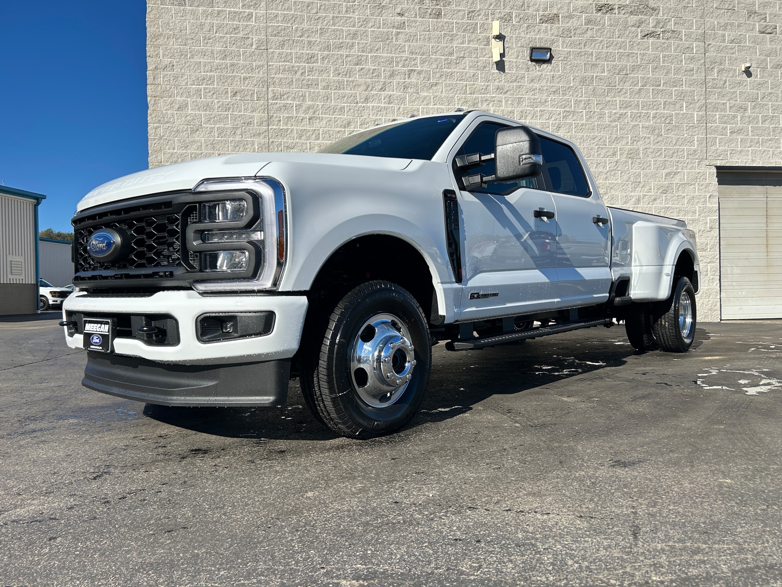 2026 Ford F-350 XL photo 3