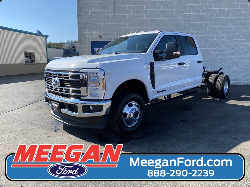  Ford F-350 Chassis Cab