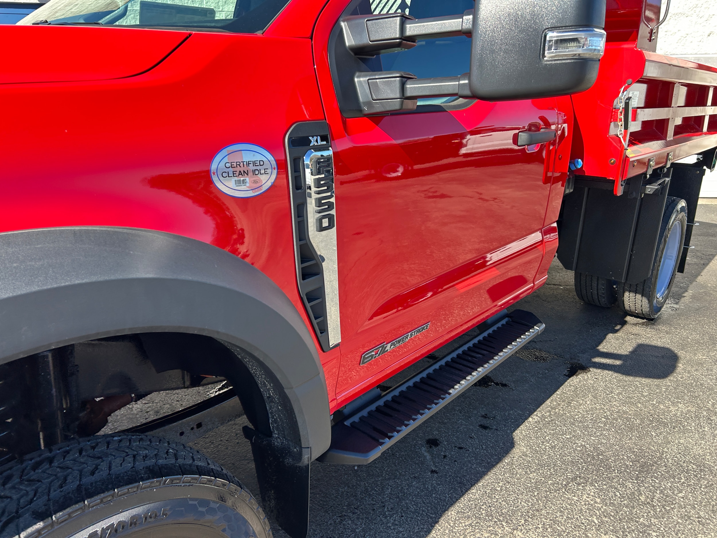 2025 Ford F-550 Super Duty Chassis Cab XL - Photo 18