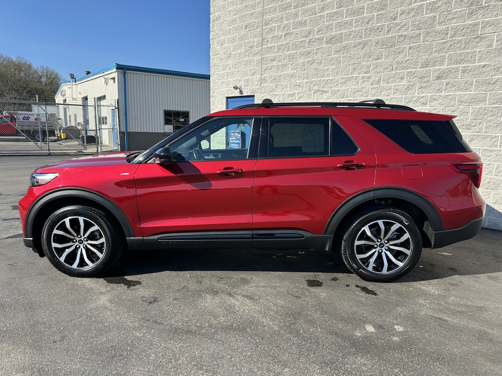 Certified 2023 Ford Explorer ST-Line SUV