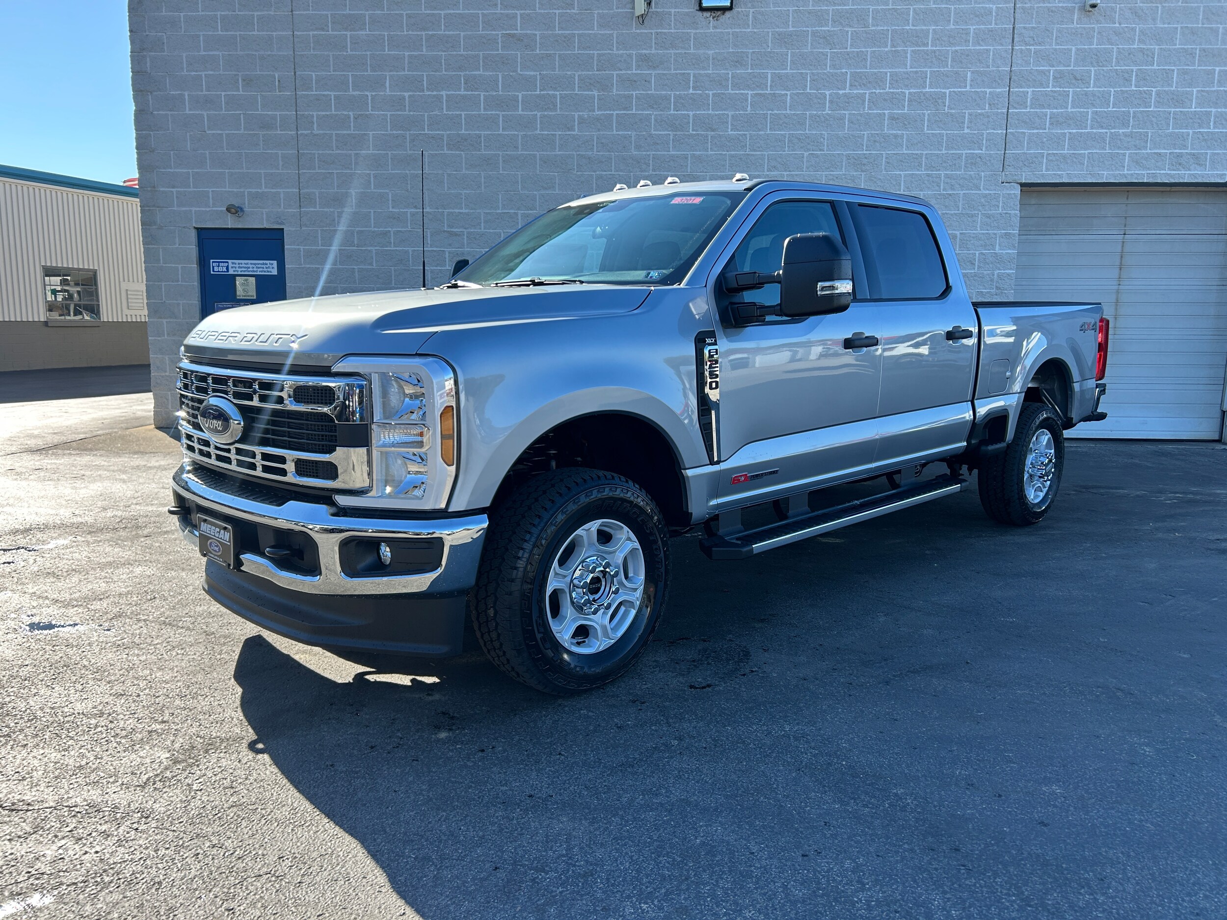 2026 Ford F-250 XLT photo 2