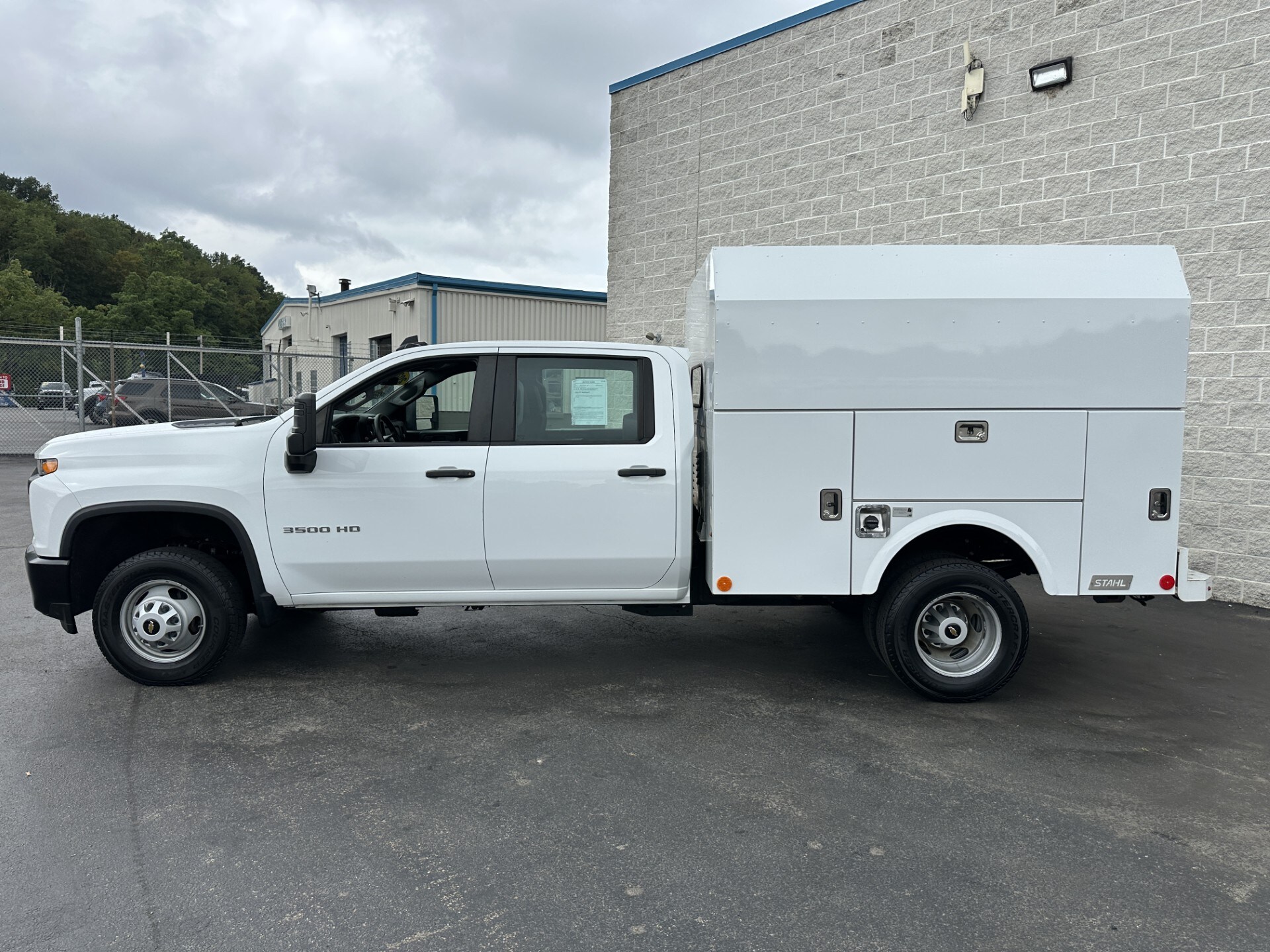 2022 Chevrolet Silverado 3500HD Work Truck photo 4