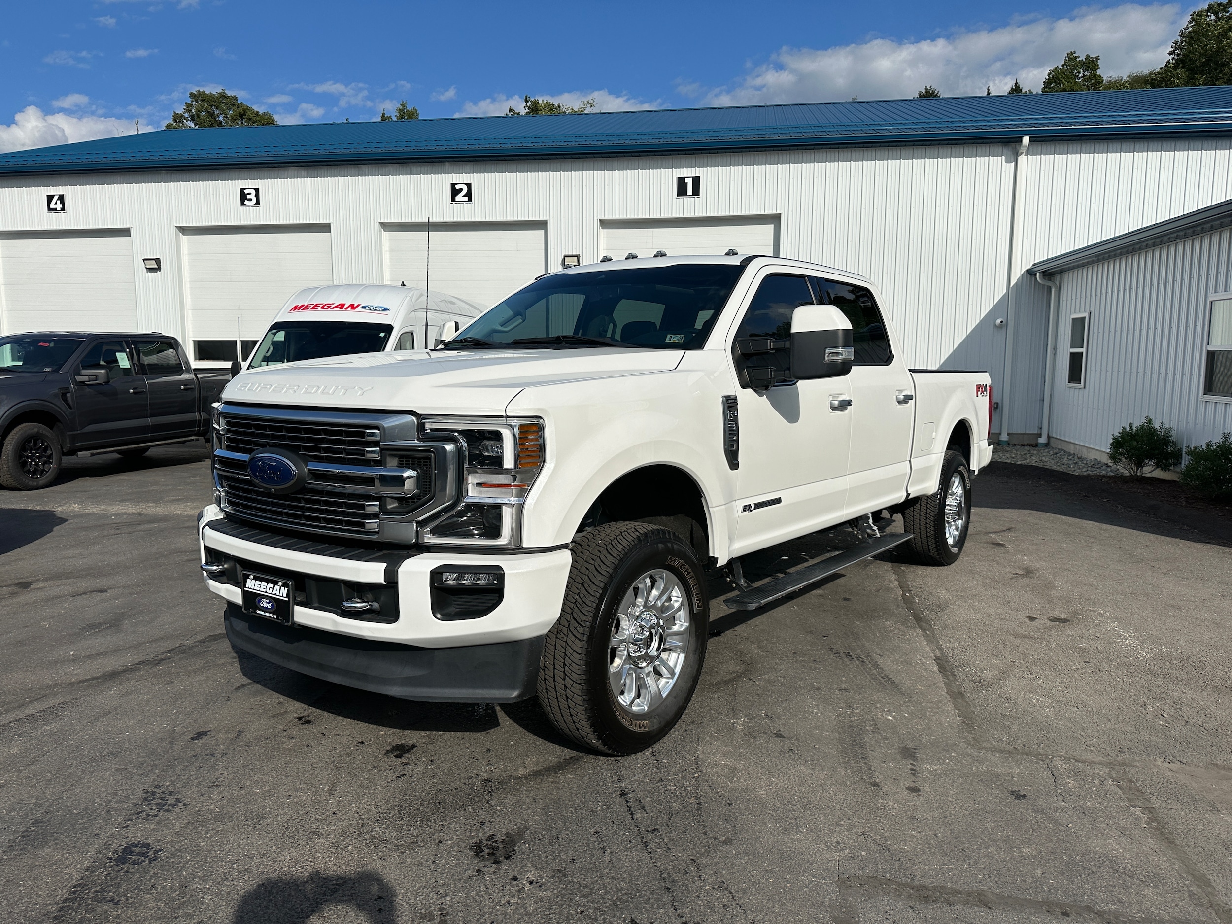 Certified 2022 Ford F-350 Super Duty Limited with VIN 1FT8W3BTXNED39028 for sale in Connellsville, PA