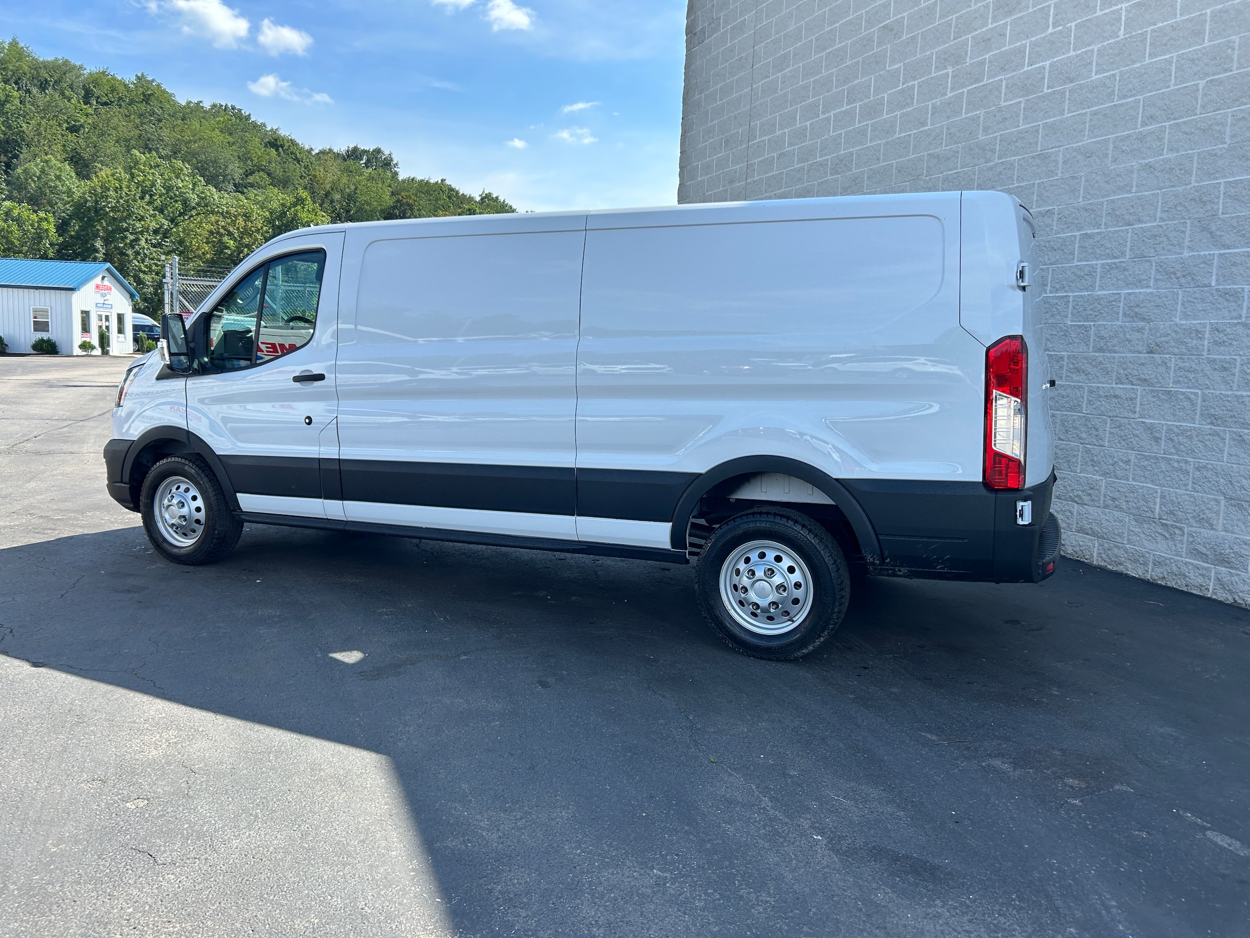 2025 Ford Transit Van Base - Photo 7