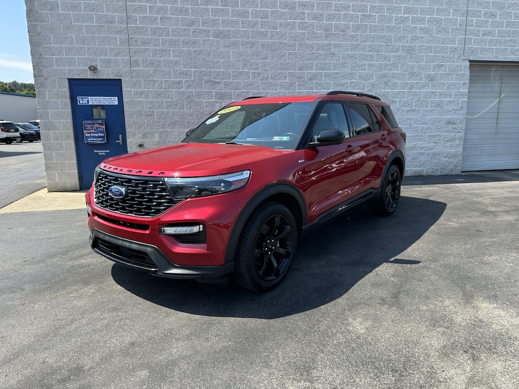 Certified 2023 Ford Explorer ST-Line SUV