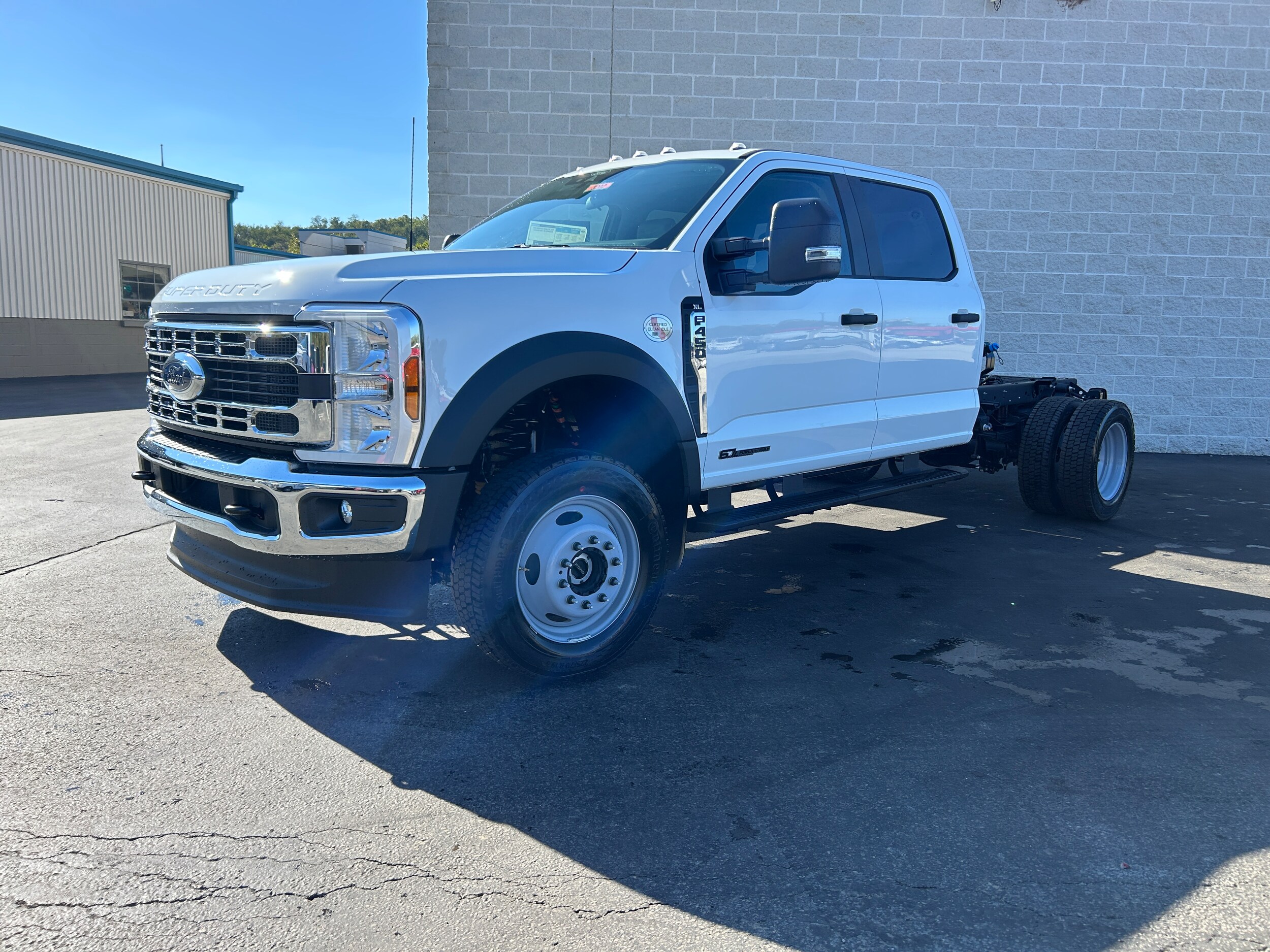 2026 Ford F-450 XL photo 2