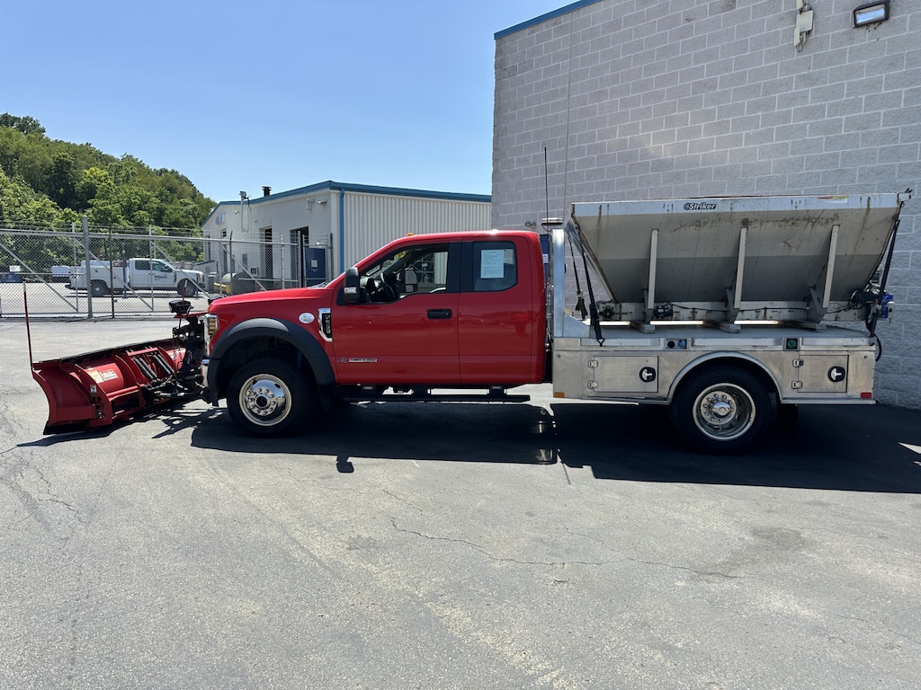 Used 2019 Ford F-550 Chassis XL Plow Truck w/ Commercial Spreader Truck Super Cab