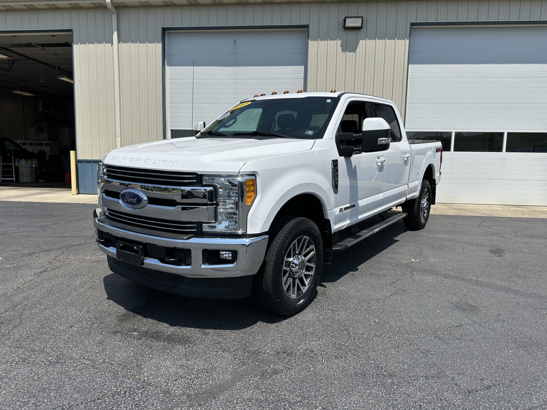 Used 2017 Ford F-250 Super Duty Lariat with VIN 1FT7W2BTXHEB75211 for sale in Connellsville, PA