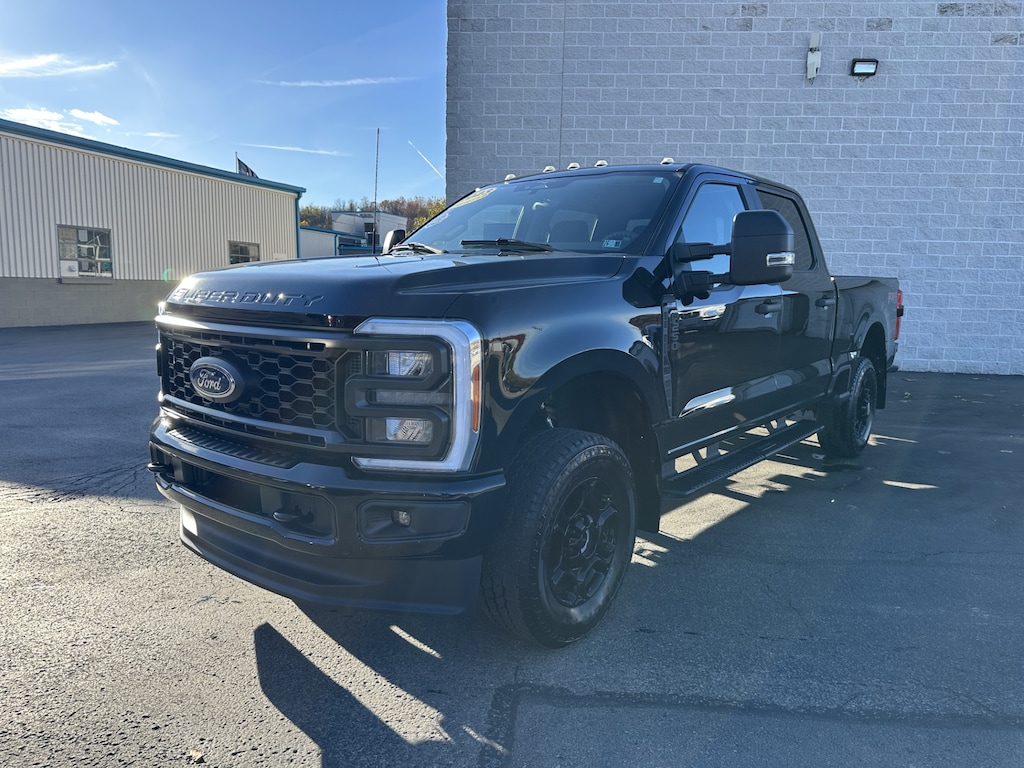 Certified 2023 Ford F-250 XL w/ STX Appearance Package Truck Crew Cab