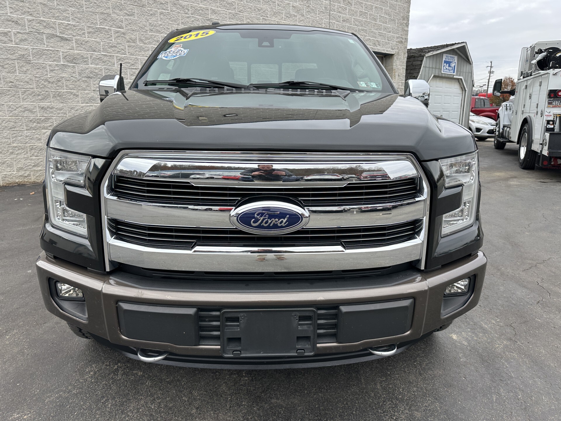 2015 Ford F-150 Lariat photo 3