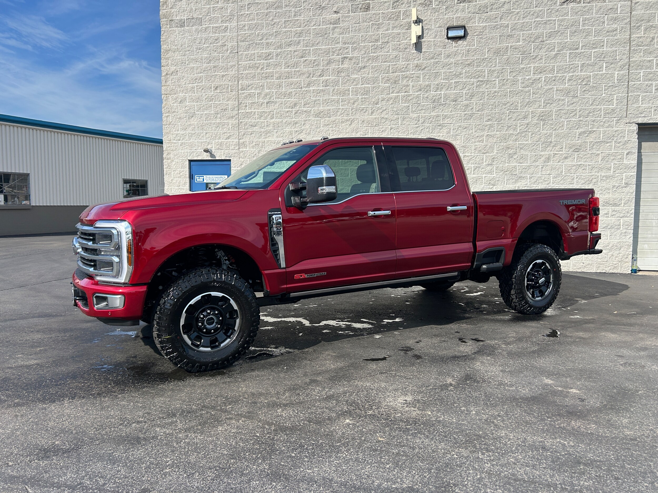 2026 Ford F-250 Platinum photo 3