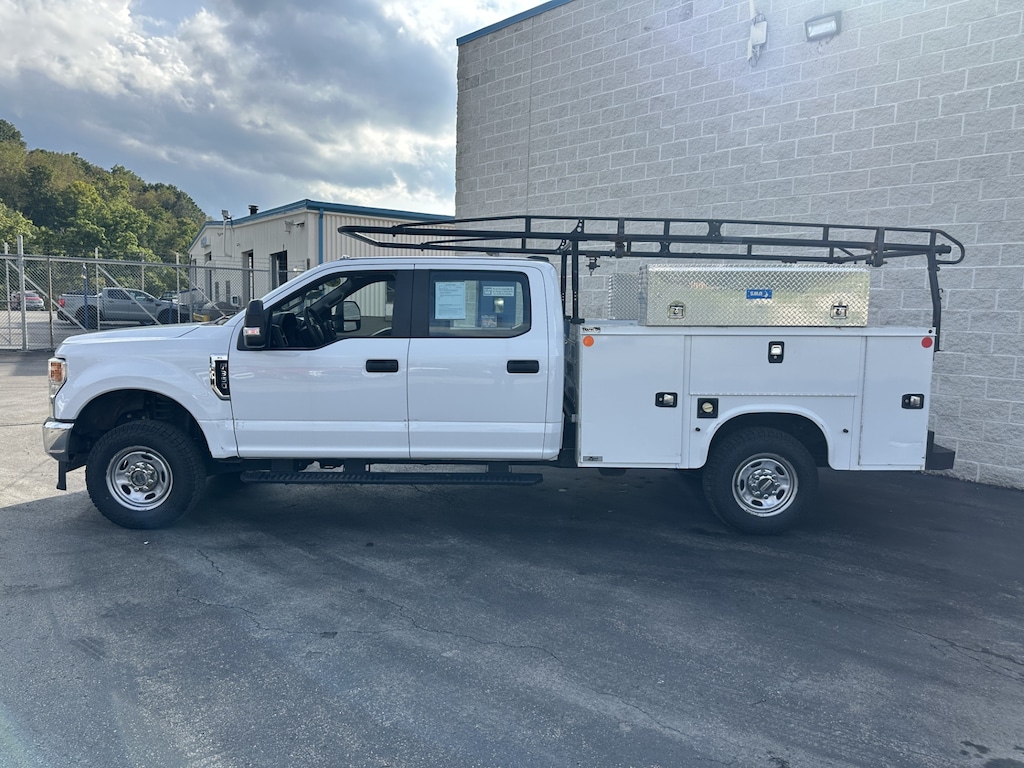 Used 2022 Ford F-350 XL Truck Crew Cab
