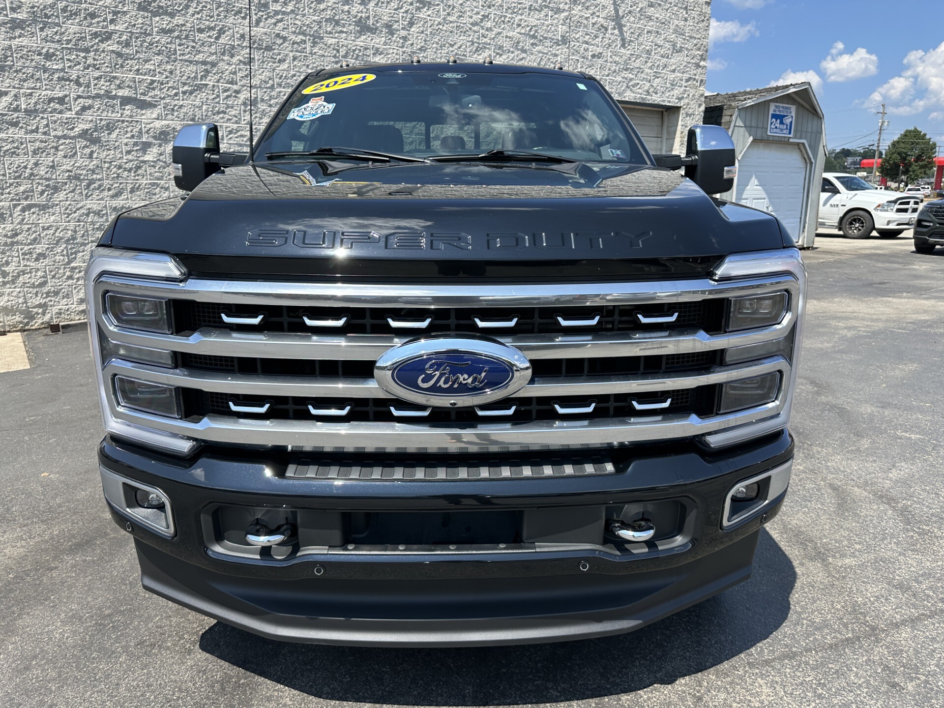 2024 Ford F-250 Platinum photo 3