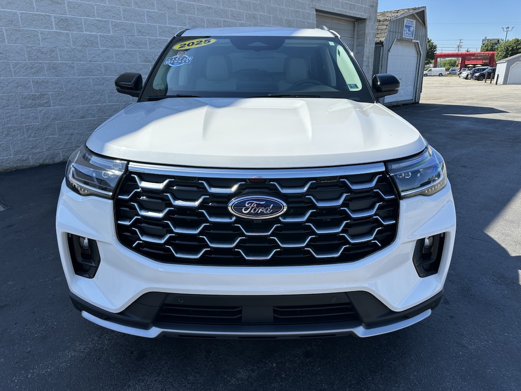 Certified 2025 Ford Explorer Platinum SUV