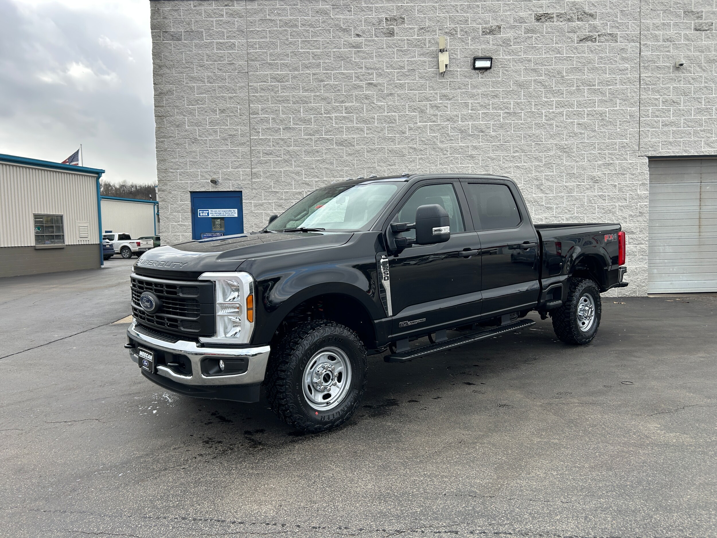 2026 Ford F-250 XL photo 4