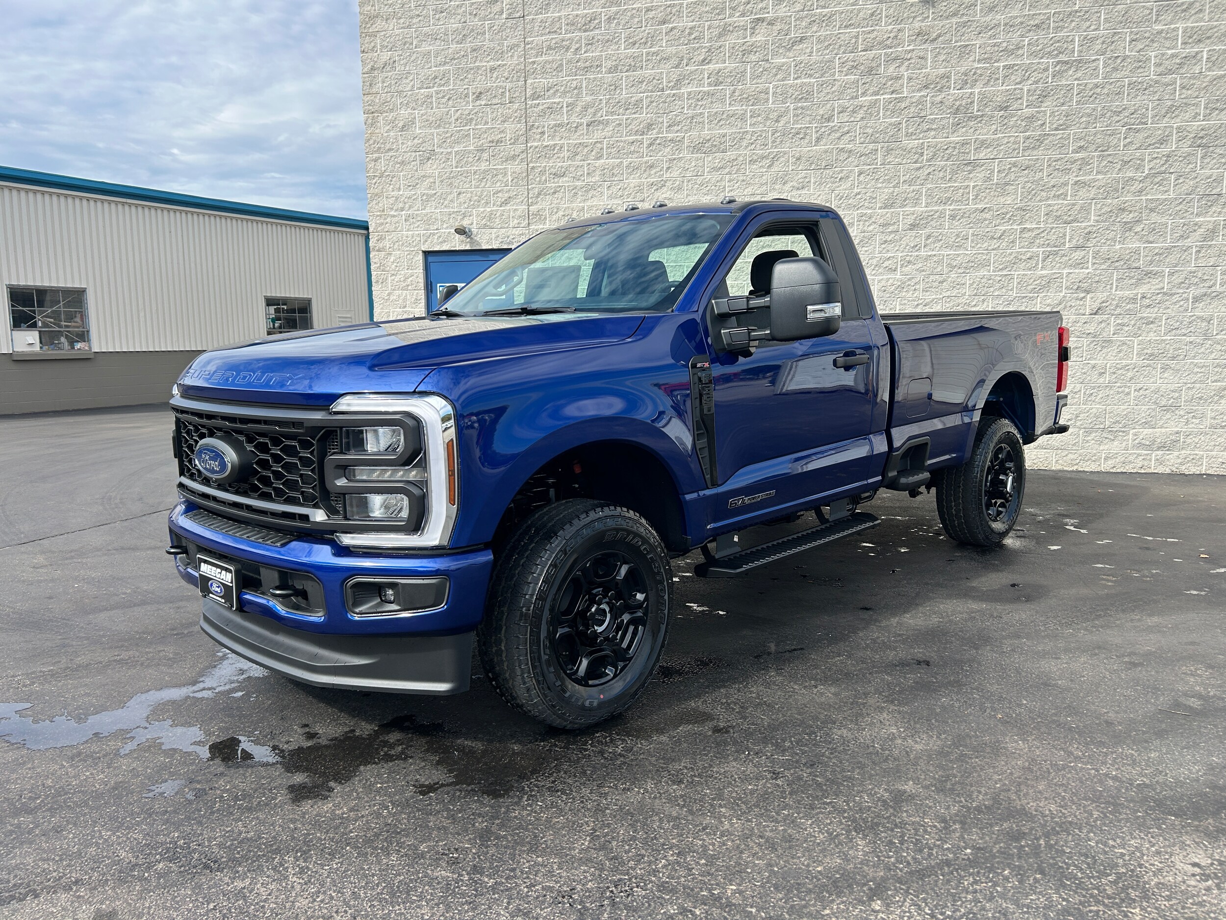 2026 Ford F-350 XL photo 3