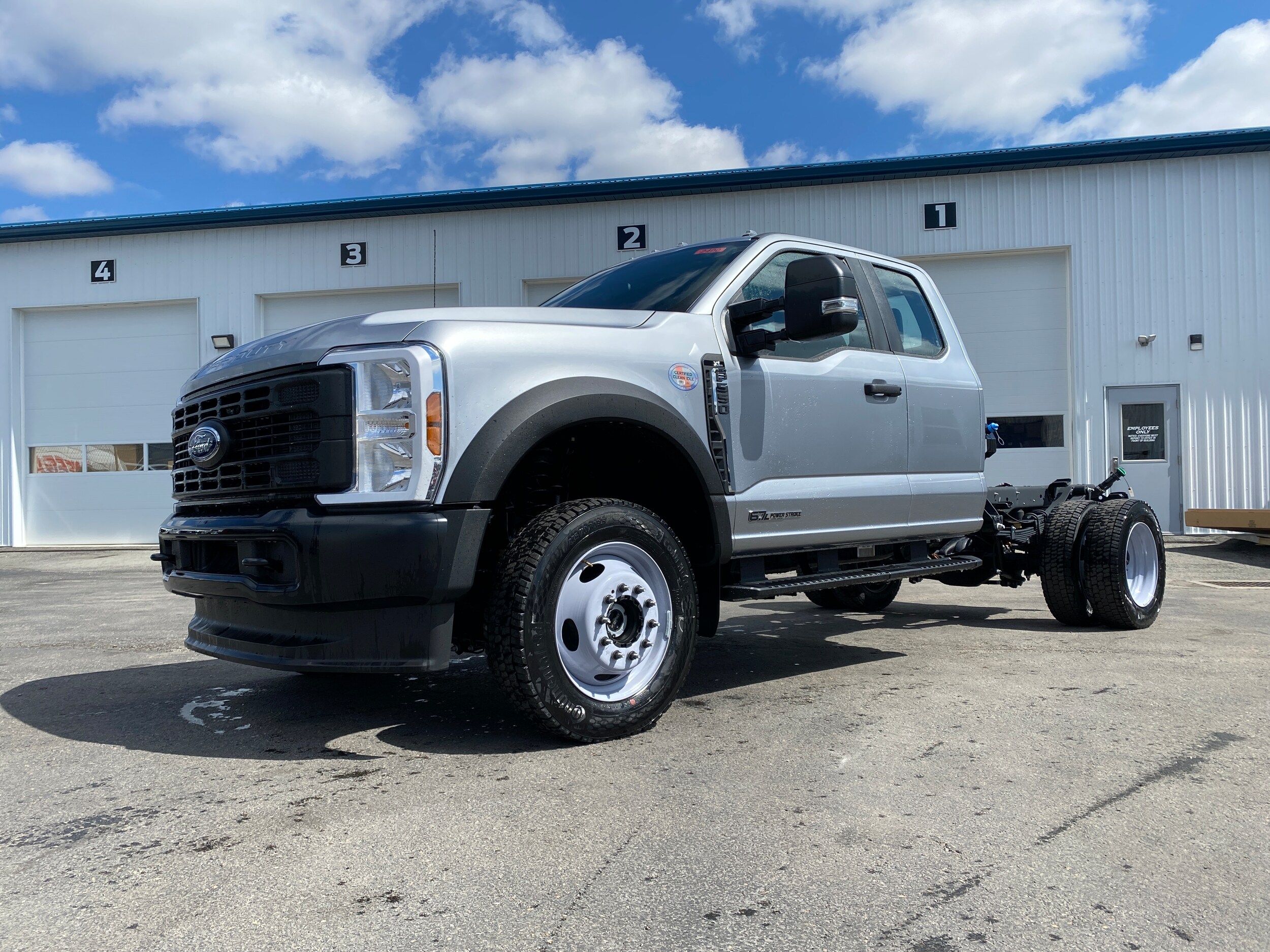 2024 Ford F-550 XL photo 3
