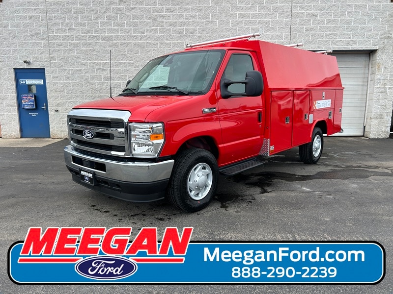 2026 Ford E-Series SRW E-350 Super Duty 138 in WB's photo