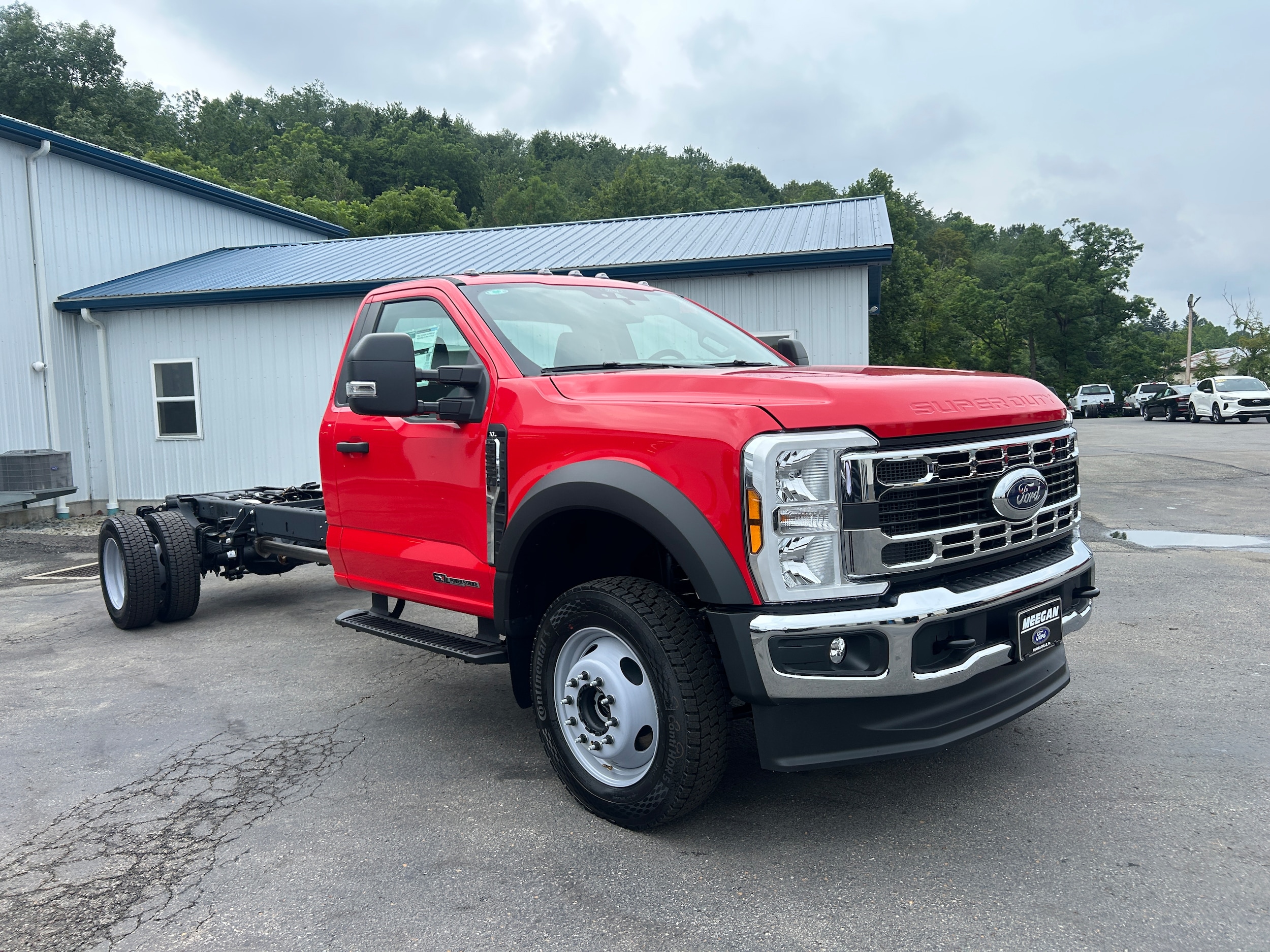 2025 Ford F-550 Super Duty Chassis Cab XL - Photo 16