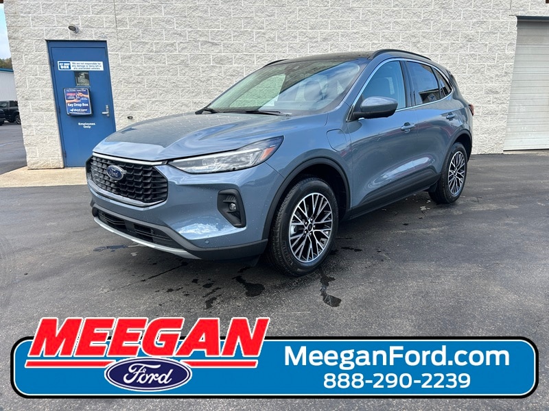 2025 Ford Escape PHEV's photo