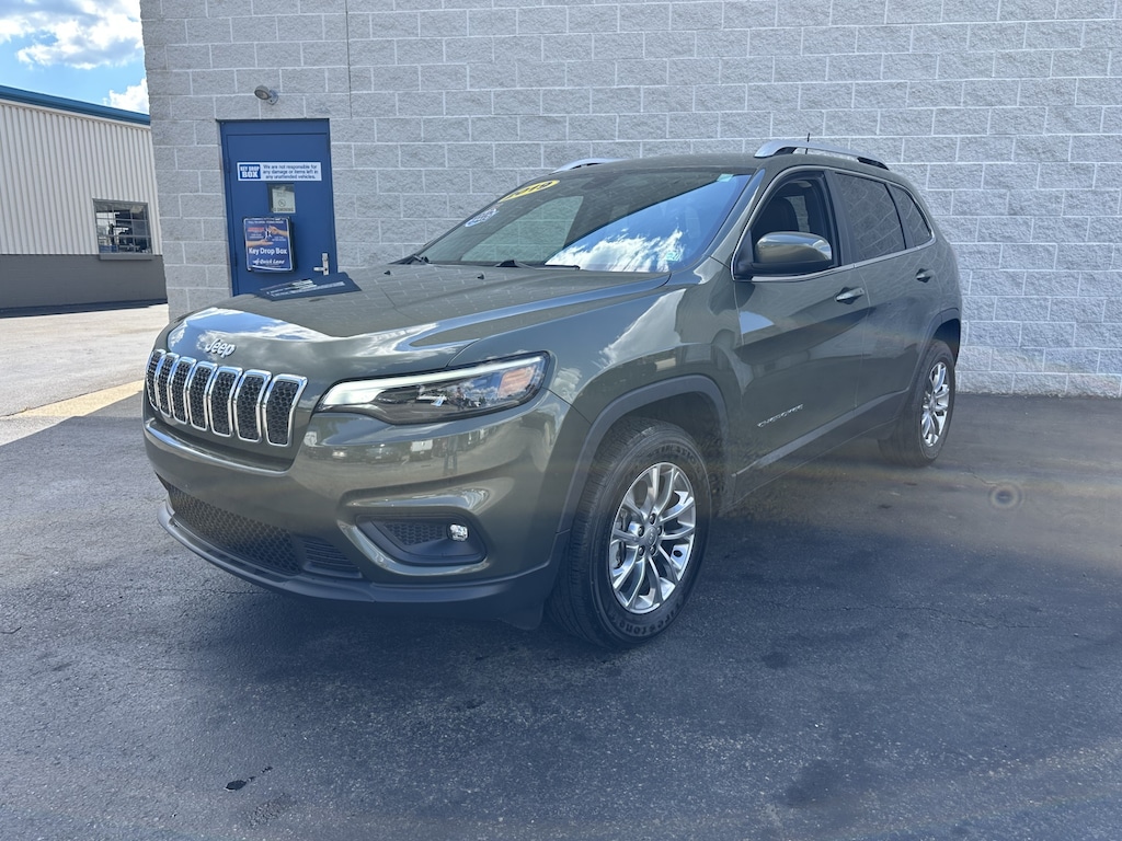 Used 2019 Jeep Cherokee Latitude Plus 4x4 SUV