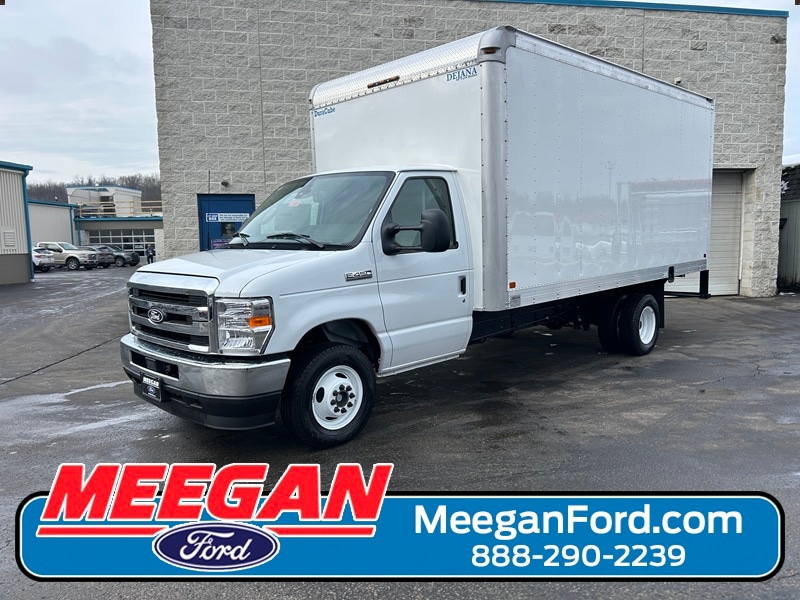 2026 Ford E-Series Cutaway Base's photo